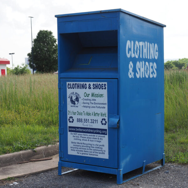 Luray,,Usa,-,June,6,,2019:,A,Container,For,Recycling